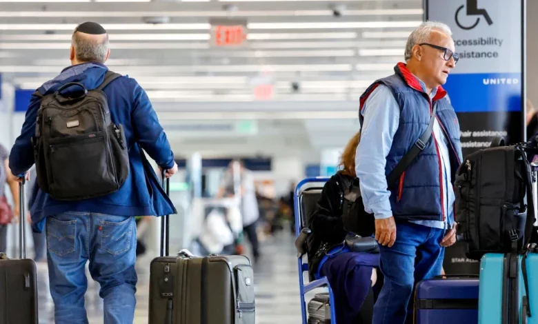 Cross-country storm set to disrupt Thanksgiving travel plans