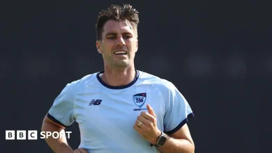 Cummins 'on track' to return for second Ashes Test