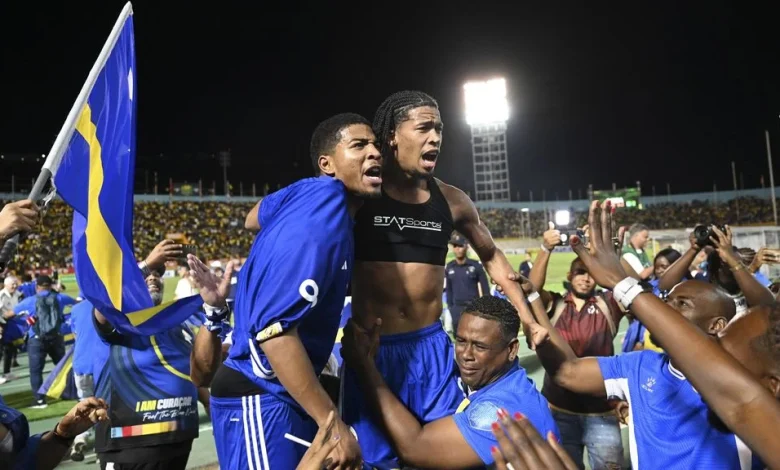 Curaçao schrijft historie met plaatsing voor WK na zenuwslopende slotfase tegen Jamaica