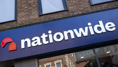 Customers with Lloyds, Nationwide and HSBC urged to close account