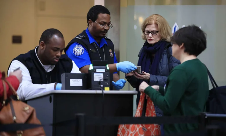 DHS announces $10K shutdown bonuses for some TSA officers