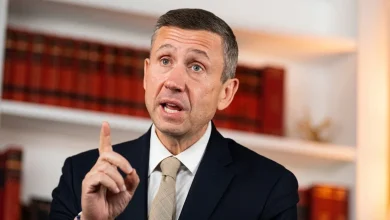 DNC chair defends party's redistricting push: This isn't 'your grandfather's Democratic Party that just rolled over'