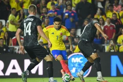 DT de Australia reveló el plan para controlar a Luis Díaz: esto dijo