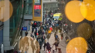 DWP set to pay £1,085 to UK families by Christmas - check if you're included