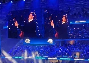 Da Scamarcio a Cannavacciuolo e Morandi, tutti a Torino per la finale tra Sinner e Alcaraz