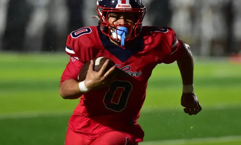 Daily Breeze football playoffs: Previews, key players for Friday’s semifinals