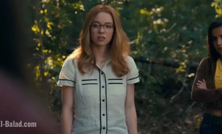 Dakota Johnson and Sydney Sweeney’s Superhero Flop Debuts on Netflix