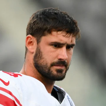 Daniel Jones Five turnovers in loss