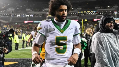 Dante Moore channeled his inner-Patrick Mahomes before game-winning drive