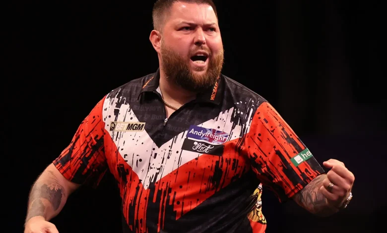 Darts star Michael Smith relying on MACHINES to play as he struggles with arthritis in both feet and wrist