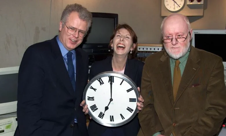 David Hanly: Former RTE Morning Ireland presenter and acclaimed writer dies aged 82