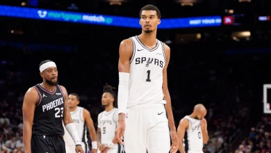 Deandre Ayton Likens Victor Wembanyama to Apt Movie Character Ahead of Spurs Matchup