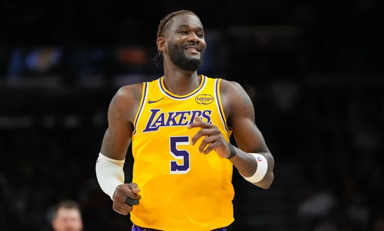 Deandre Ayton only needed 5 games to dunk on Lakers critics