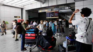 Delhi Airport flight status Live Updates: Over 400 flights delayed due to tech glitch, Mumbai flight ops impacted | India News