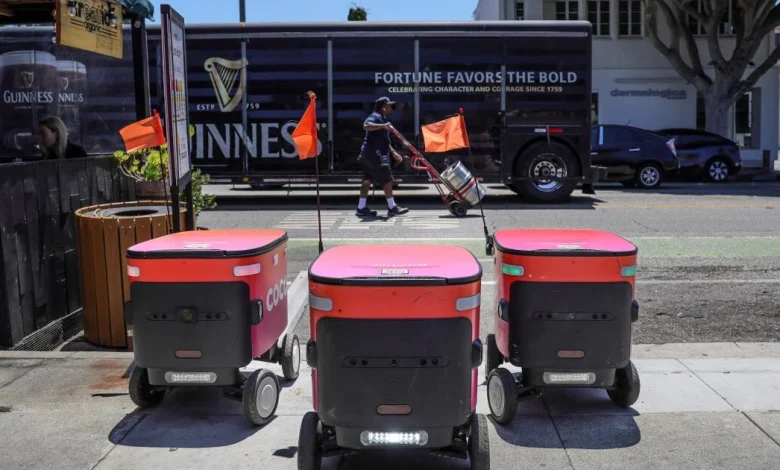 Delivery bots can now bring you groceries in these L.A. neighborhoods