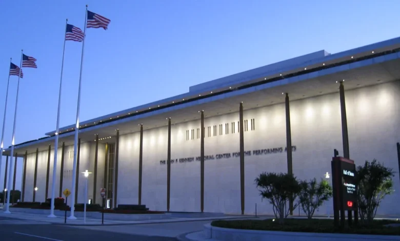 Democratic senator clashes with Ric Grenell over Kennedy Center operations