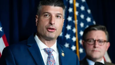 Democrats Edge Out Incumbent Republican in Key Swing State Poll