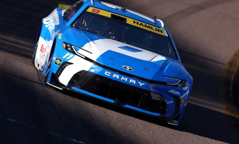 Denny Hamlin rockets to NASCAR Cup pole for Phoenix title race