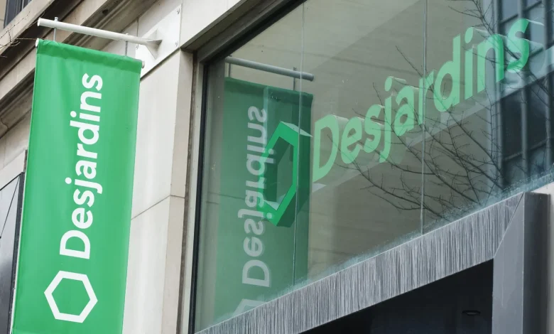 Deux fraudeurs avouent avoir utilisé la fuite de données chez Desjardins pour voler neuf millions