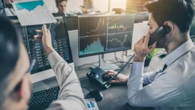 Deux pétroliers endommagés par des explosions près du Bosphore