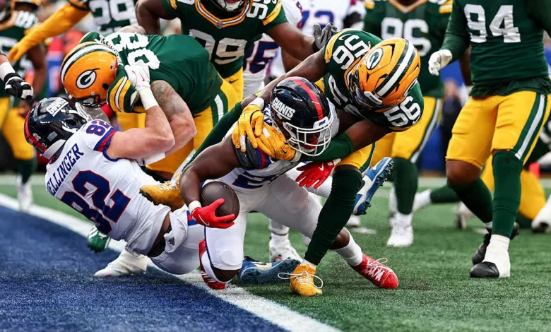 Devin Singletary scores 2nd TD of game | Giants vs. Packers Highlights