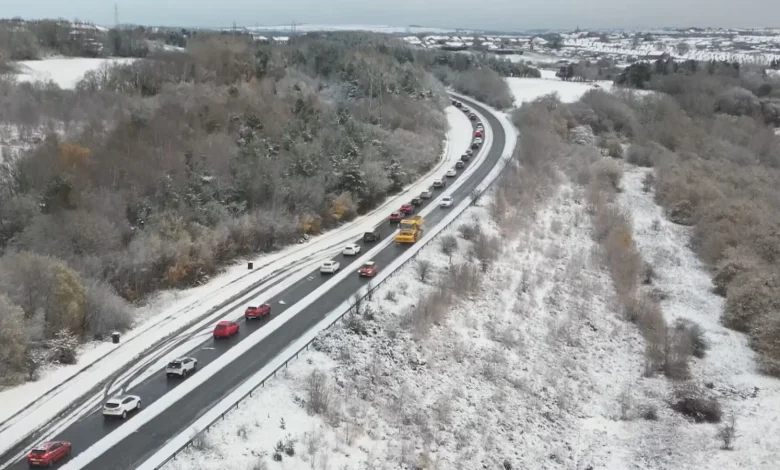 Disruption on the roads as region wakes up to snow | ITV News