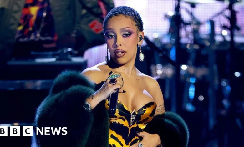 Doja Cat responds to Ma Vie World Tour complaints from fans