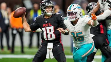 Dolphins trade Jaelan Phillips to Eagles as fire sale begins ahead of NFL trade deadline