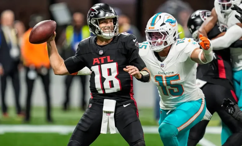 Dolphins trade Jaelan Phillips to Eagles as fire sale begins ahead of NFL trade deadline