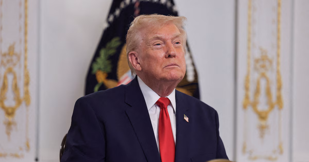 Donald Trump dijo que el espacio aéreo de Venezuela debe considerarse “cerrado en su totalidad”