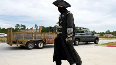 Don't Let Cold Weather Ruin Halloween: 5 Expert Tricks to Stay Warm Without Ruining Your Costume