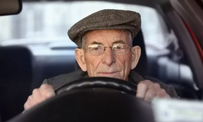 Driving alert as Brits face £1,000 fine for failing to declare one thing to DVLA