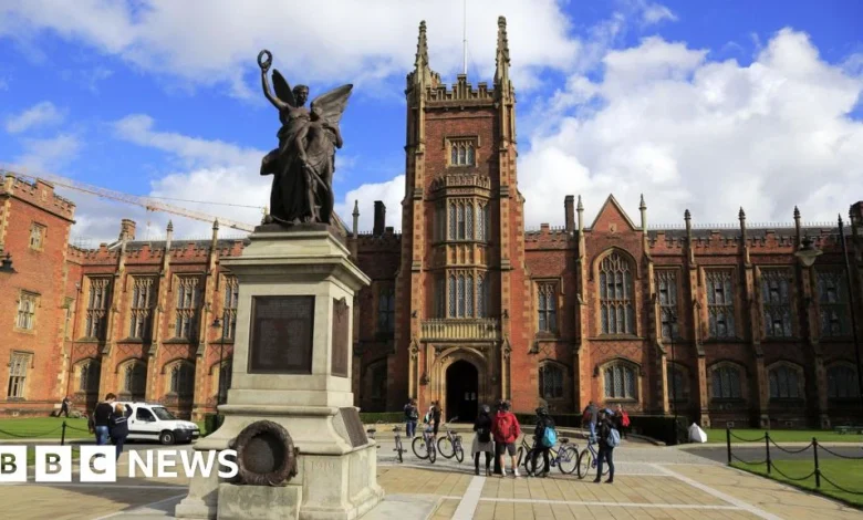 Dundalk Institute of Technology and Queen's University Belfast in new cross-border collaboration