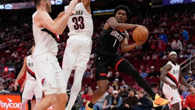 Durant scores 30 as the Rockets beat the Trail Blazers 140-116 for 3rd straight victory