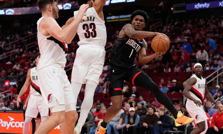 Durant scores 30 as the Rockets beat the Trail Blazers 140-116 for 3rd straight victory