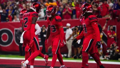 Early bets for Week 13: Texans' defense to fluster Colts, five other plays to make