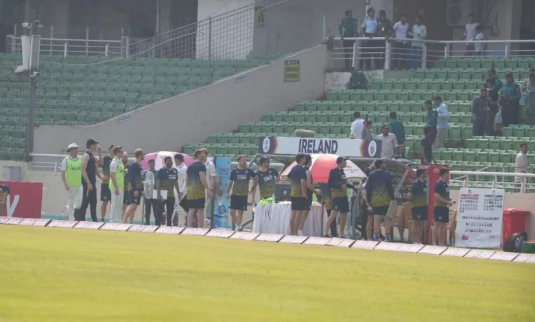 Earthquake stops Bangladesh vs Ireland Test for three minutes on third morning