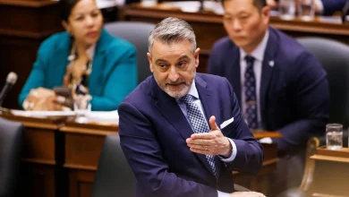 Education minister orders northern Ontario school board to resolve dysfunction