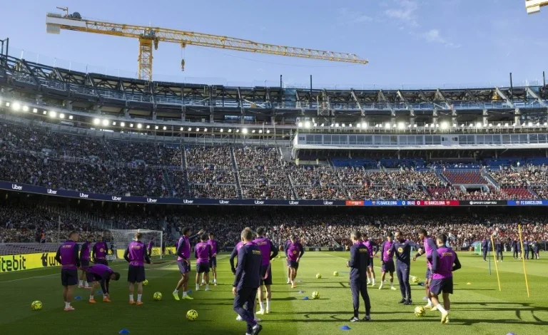 El FC Barcelona "Regresa Al Futuro" Con La Reapertura Del Renovado Camp Nou