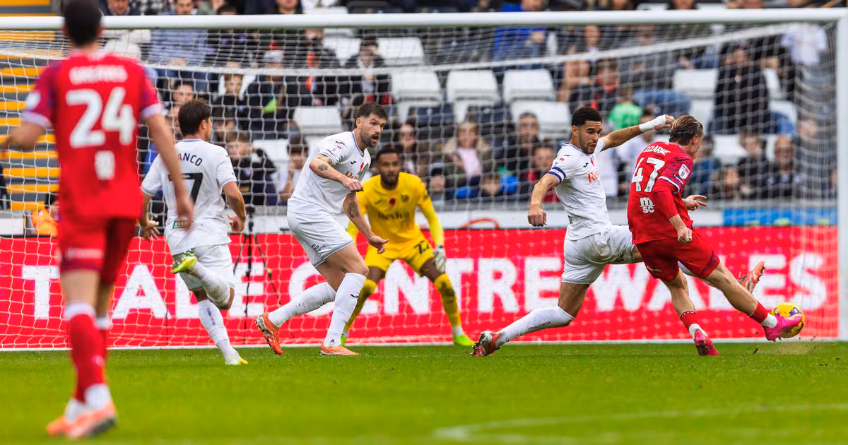 El Ipswich Town de Marcelino Núñez le gana la pulseada al Swansea City de Lawrence Vigouroux por el Championship
