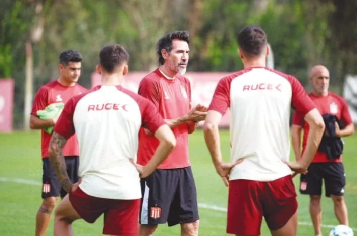 El Pincha recibe a Boca y el Lobo visita a River