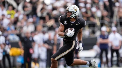 Eli Stowers Transcends Adversity to Emerge as Star Tight End at Vanderbilt