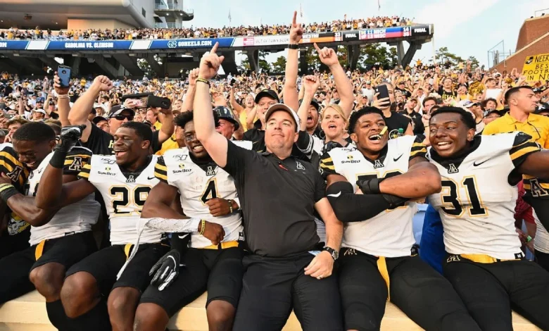 Eliah Drinkwitz agrees to new 6-year deal with Missouri