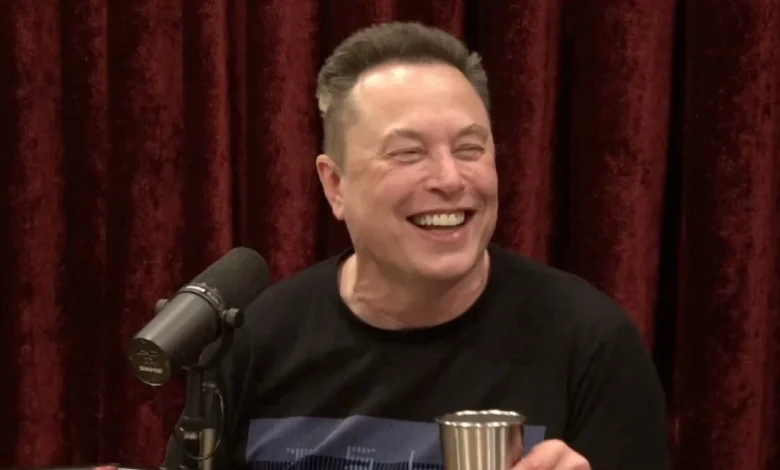 Elon Musk Tells Joe Rogan That He Will Demo a Flying Car by End of Year