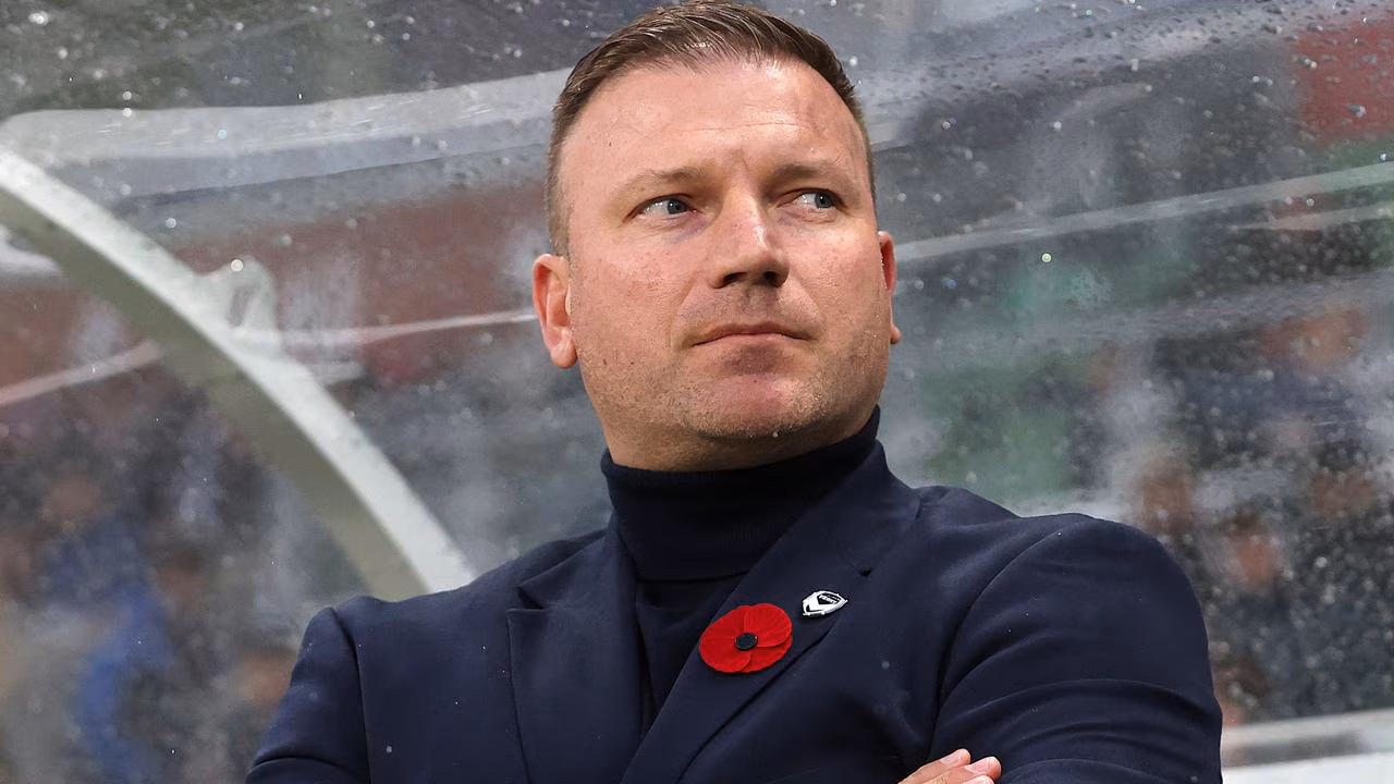 Embattled Victory coach vows to match Roar’s ‘fight’