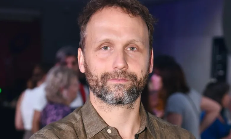 Émile Proulx-Cloutier se prononce sur la fin d'Avant le crash