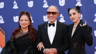 Emily Estefan reaparece en los Latin Grammy tras altercado con Gemeny Hernández