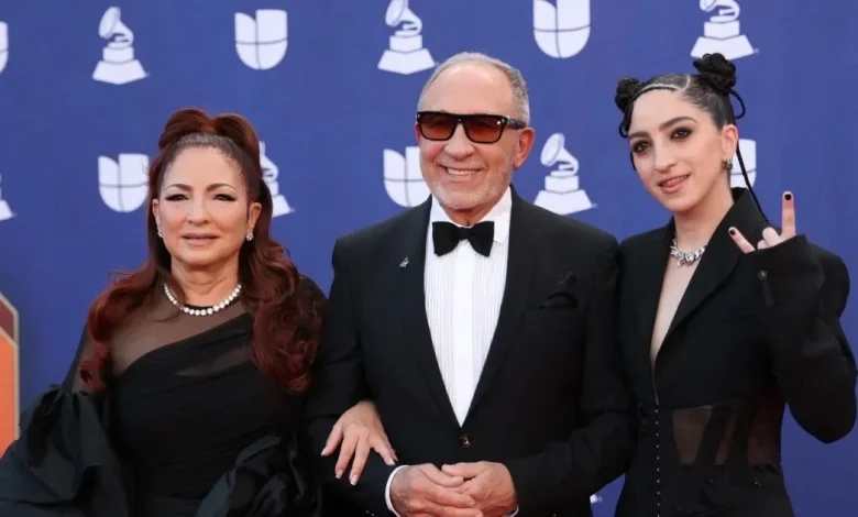 Emily Estefan reaparece en los Latin Grammy tras altercado con Gemeny Hernández