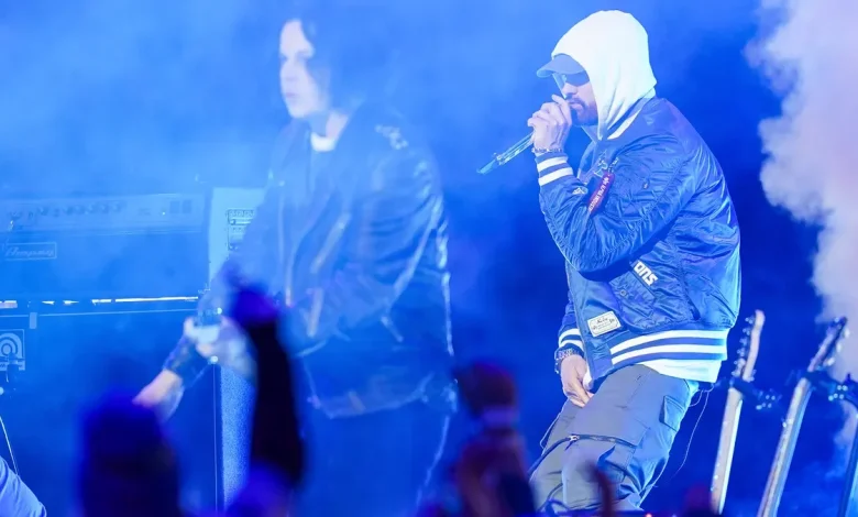 Eminem, Jack White make Detroit music history at Lions game