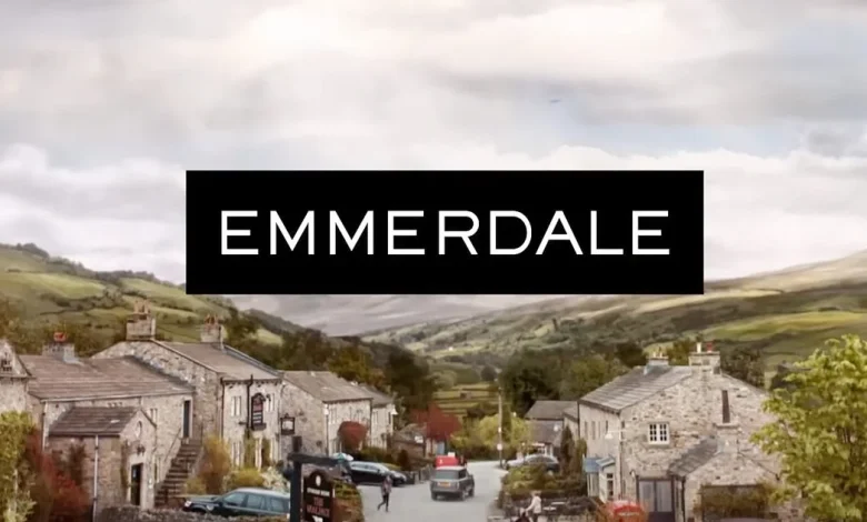 Emmerdale airs huge twist as character 'returns back from the dead'